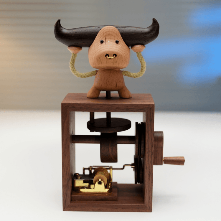 Brass-Horn Bull Music Box — crank melody