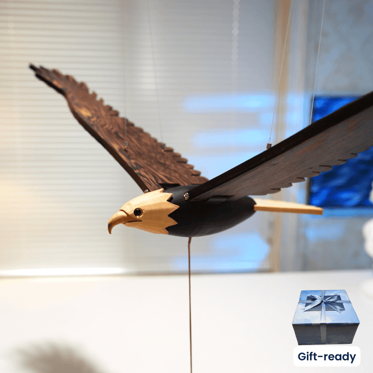 Kinetic Eagle Pull Toy — pull motion